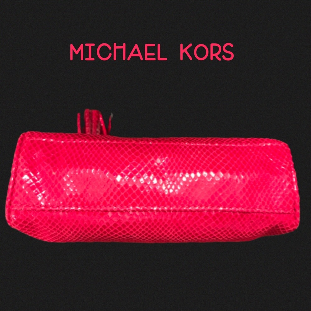 Michael Kors Red Snakeskin Cosmetic bag/Clutch NWOT - Picture 7 of 8